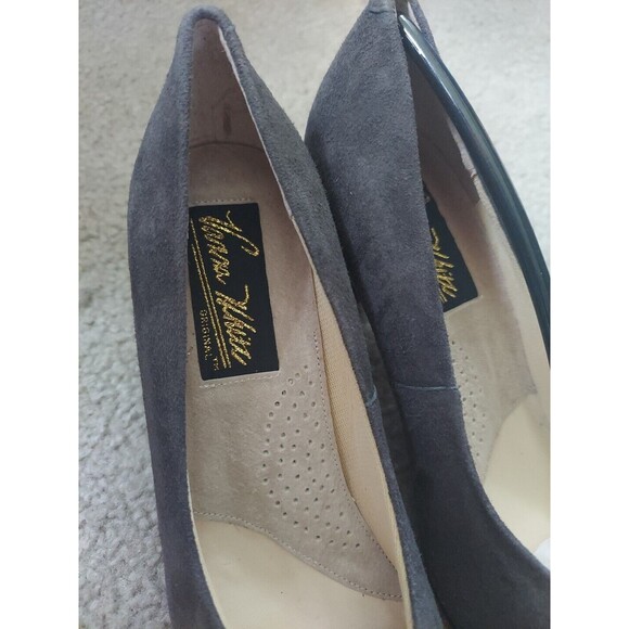 New In Box Women's Size 7 Vanna White Gray Heels Silver Tips Suede Pumps Shoes - Picture 5 of 10